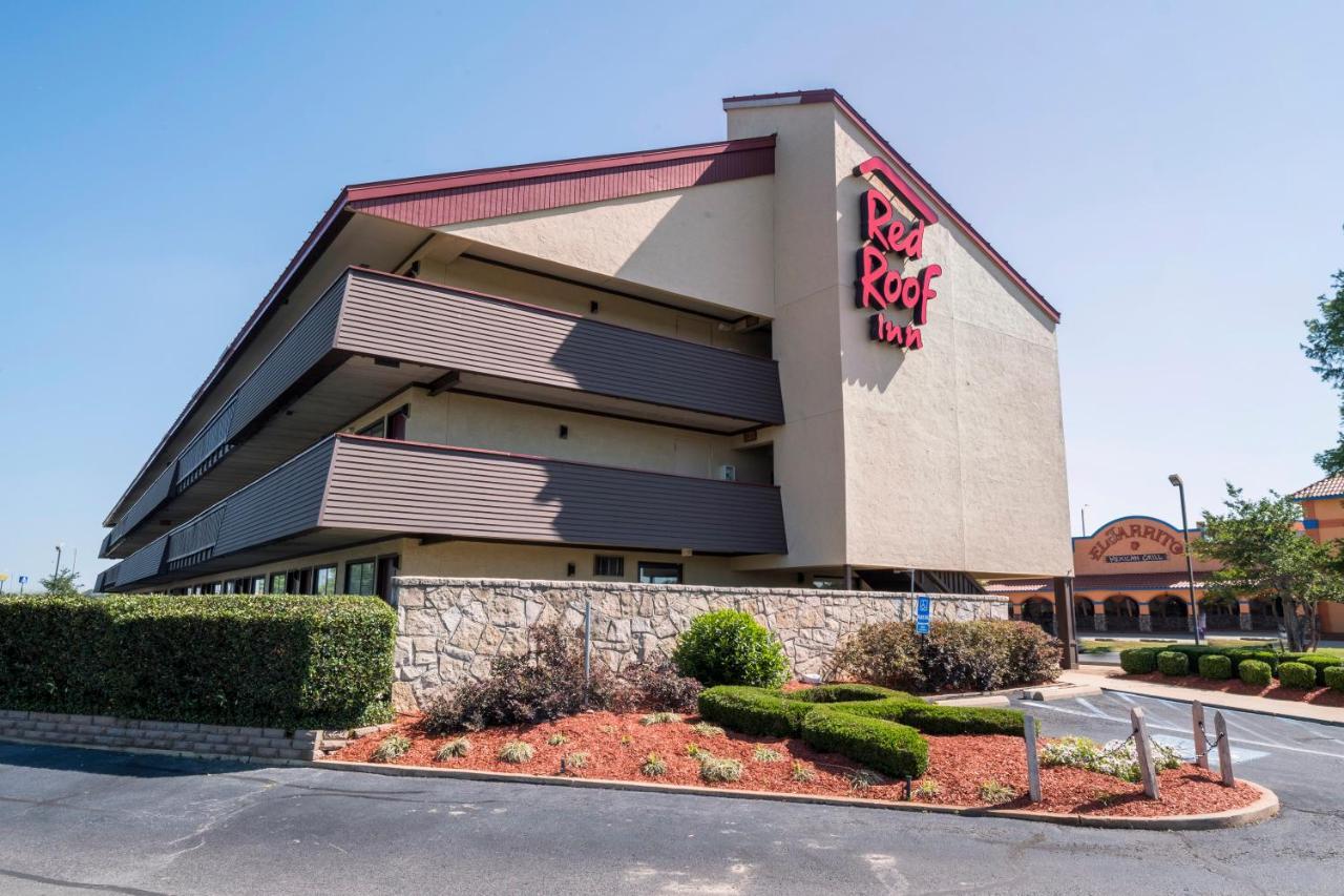Red Roof Inn Cincinnati Northeast - Blue Ash Eksteriør billede