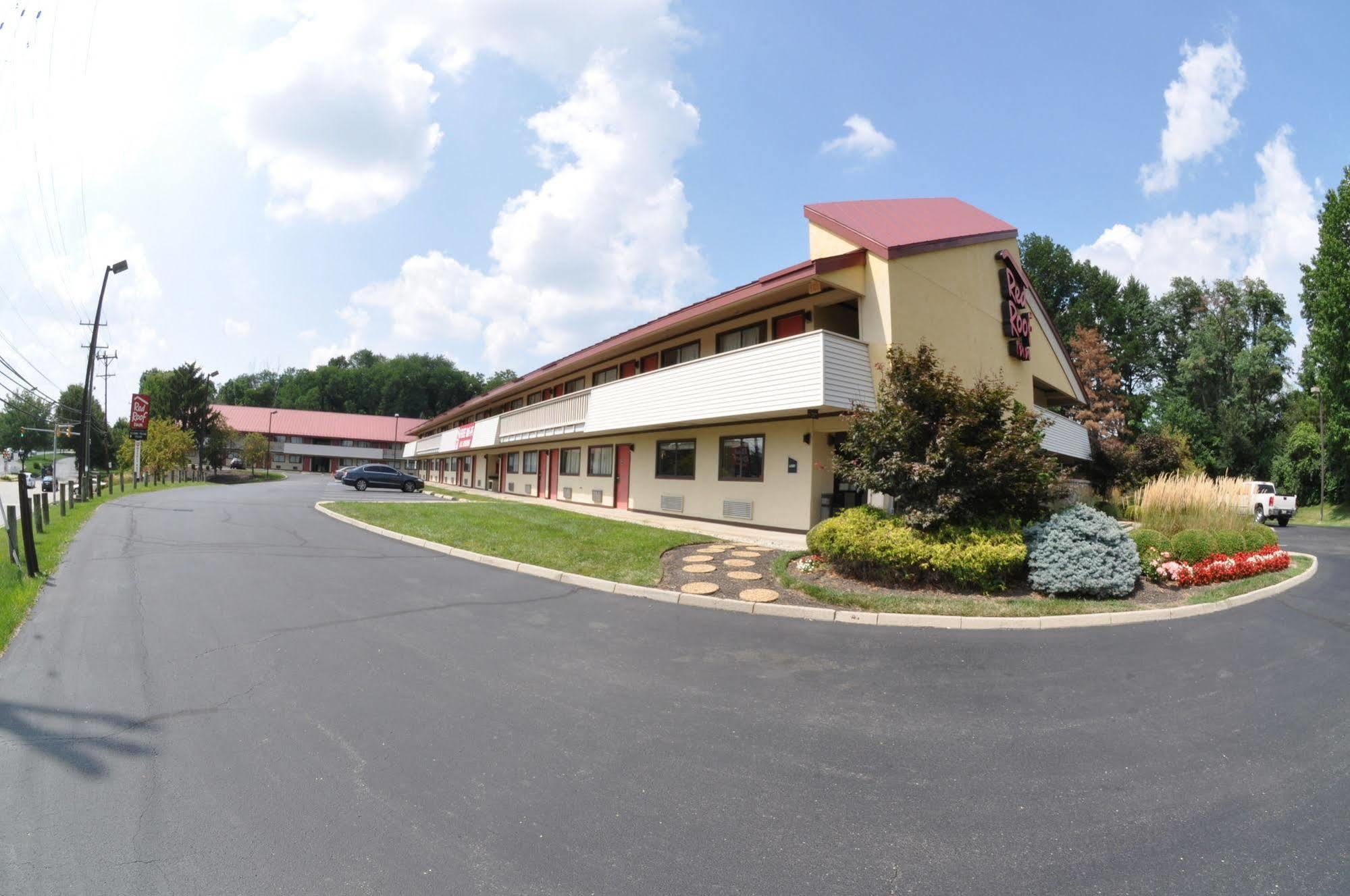 Red Roof Inn Cincinnati Northeast - Blue Ash Eksteriør billede